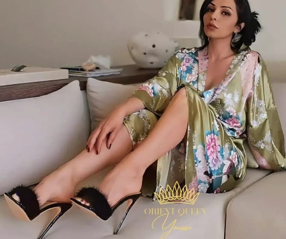 Mistress Galerie Bild 3 - Domina Telefon
