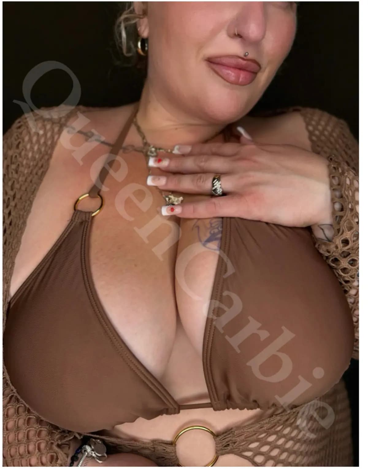 Queen Carbie Galerie Bild 4 - Domina Telefon