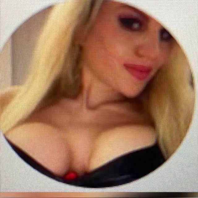 Herrin Pamela Galerie Bild 4 - Domina Telefon