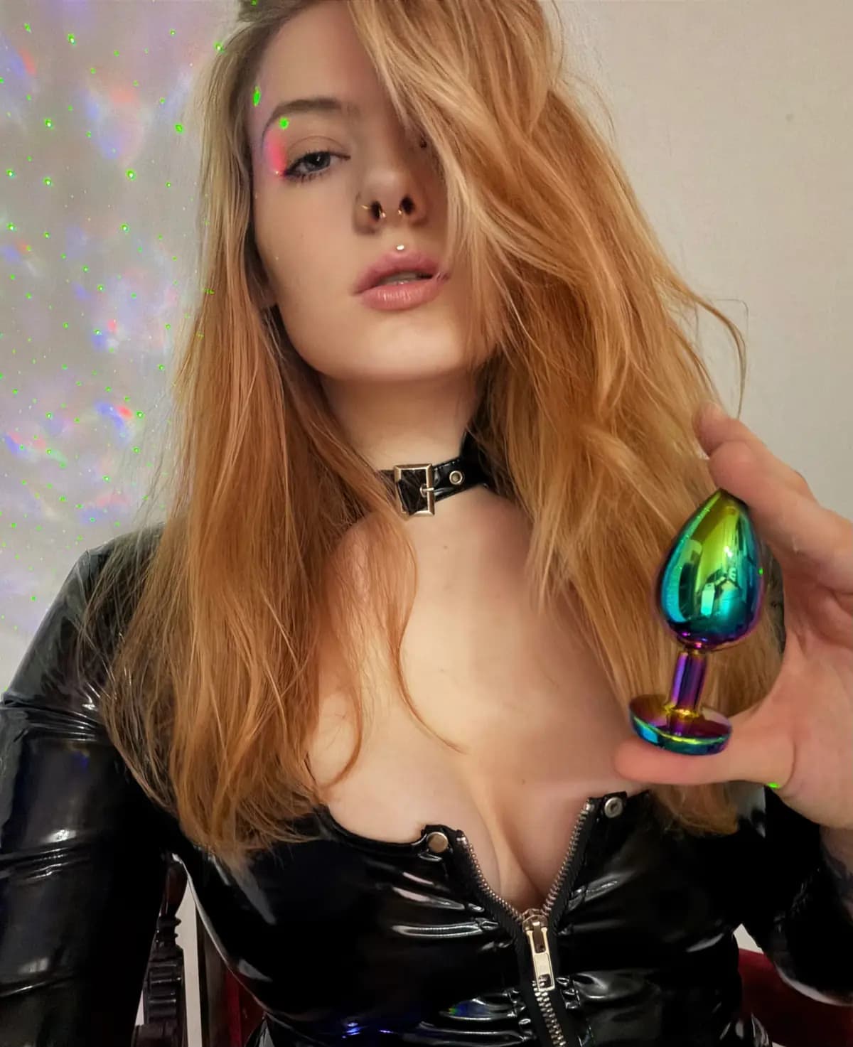 LadyMadeline Galerie Bild 5 - Domina Telefon