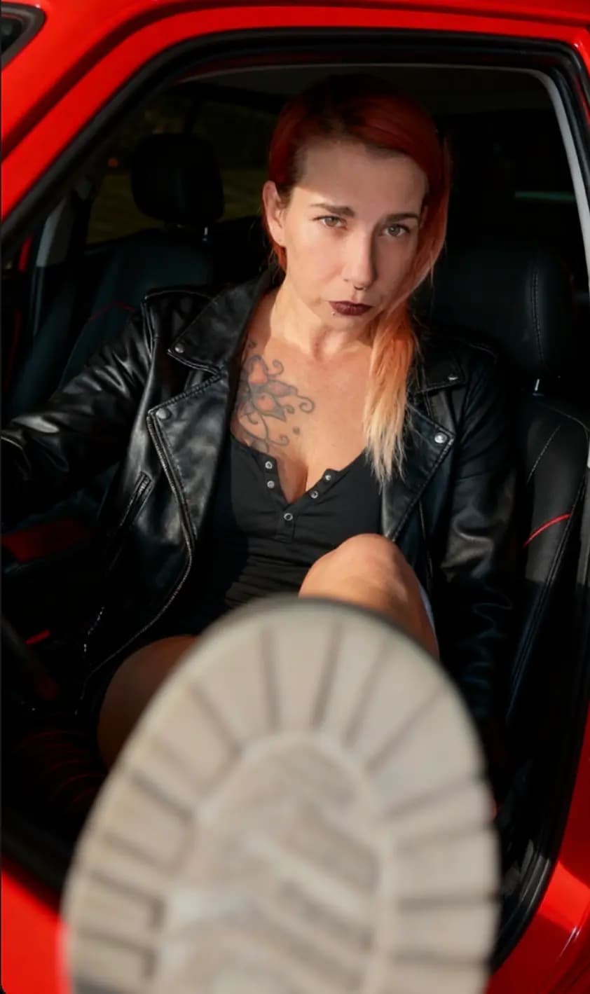 Miss_Noirely Galerie Bild 16 - Domina Telefon